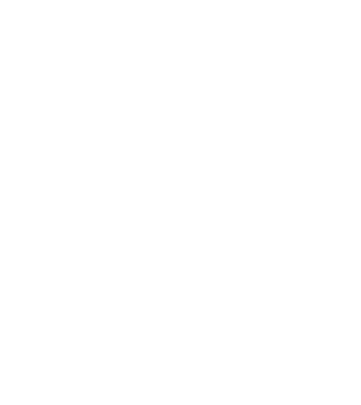 © Weinhaus Franz Hahn Eine weiße Silhouette eines Hahns mit den Worten "FRANZHAHN WEINHAUS" im Inneren seines Körpers. Das Bild hat ein klares, minimalistisches Design auf einem hellen Hintergrund.